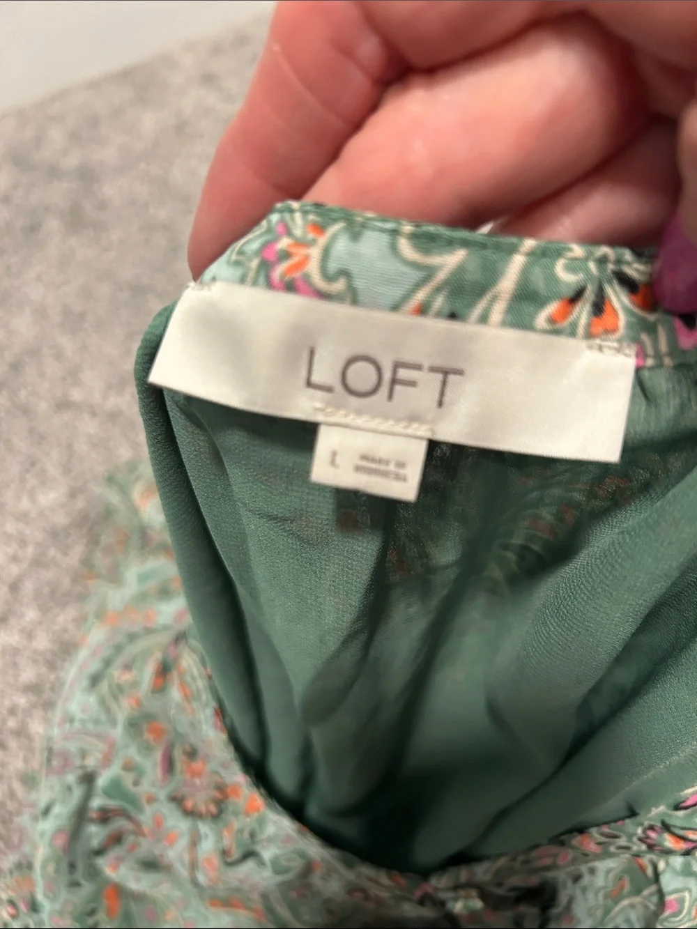 LOFT Green Paisley Short Sleeve Blouse L